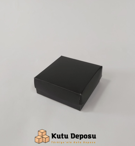 6x8x3 cm Tam Kapaklı Selefonlu Süngerli Takı Kutusu - Siyah