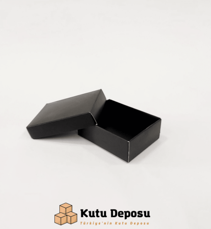 5x8x2 cm Tam Kapaklı Selefonlu Süngerli Takı Kutusu - Siyah