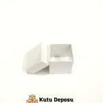 5x5x5 cm Tam Kapaklı Takı Kutusu - Beyaz